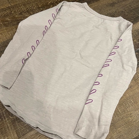 Peek Elephant Tee size 6/7 (M) - Picture 4 of 5